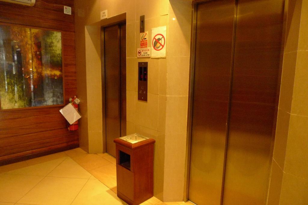 Meldrum Hotel Johor Bahru Exterior foto