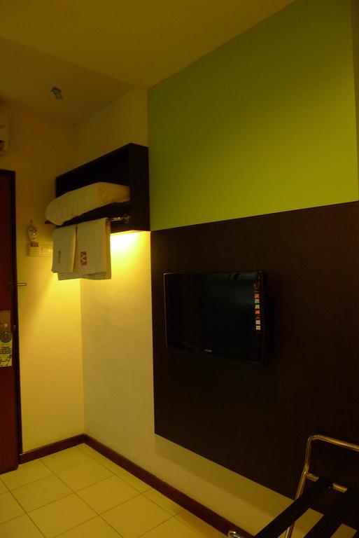 Meldrum Hotel Johor Bahru Exterior foto