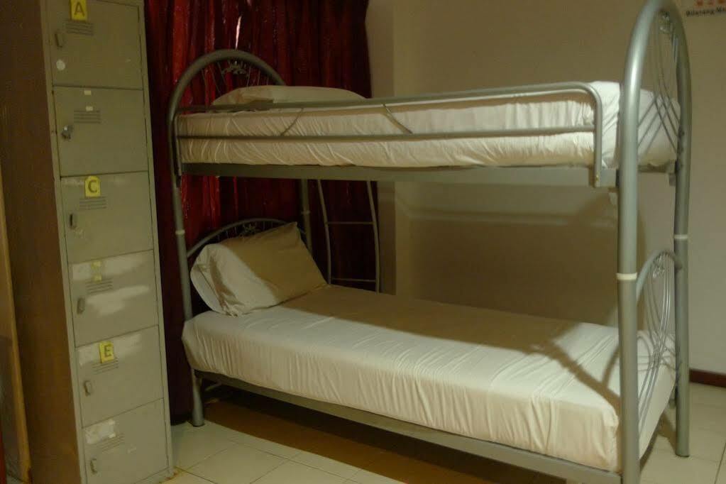 Meldrum Hotel Johor Bahru Exterior foto